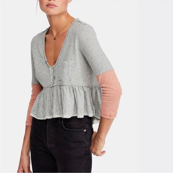 We The Free People Heart Of Mine Gray Coral V Neck Peplum Top Large - Picture 1 of 13